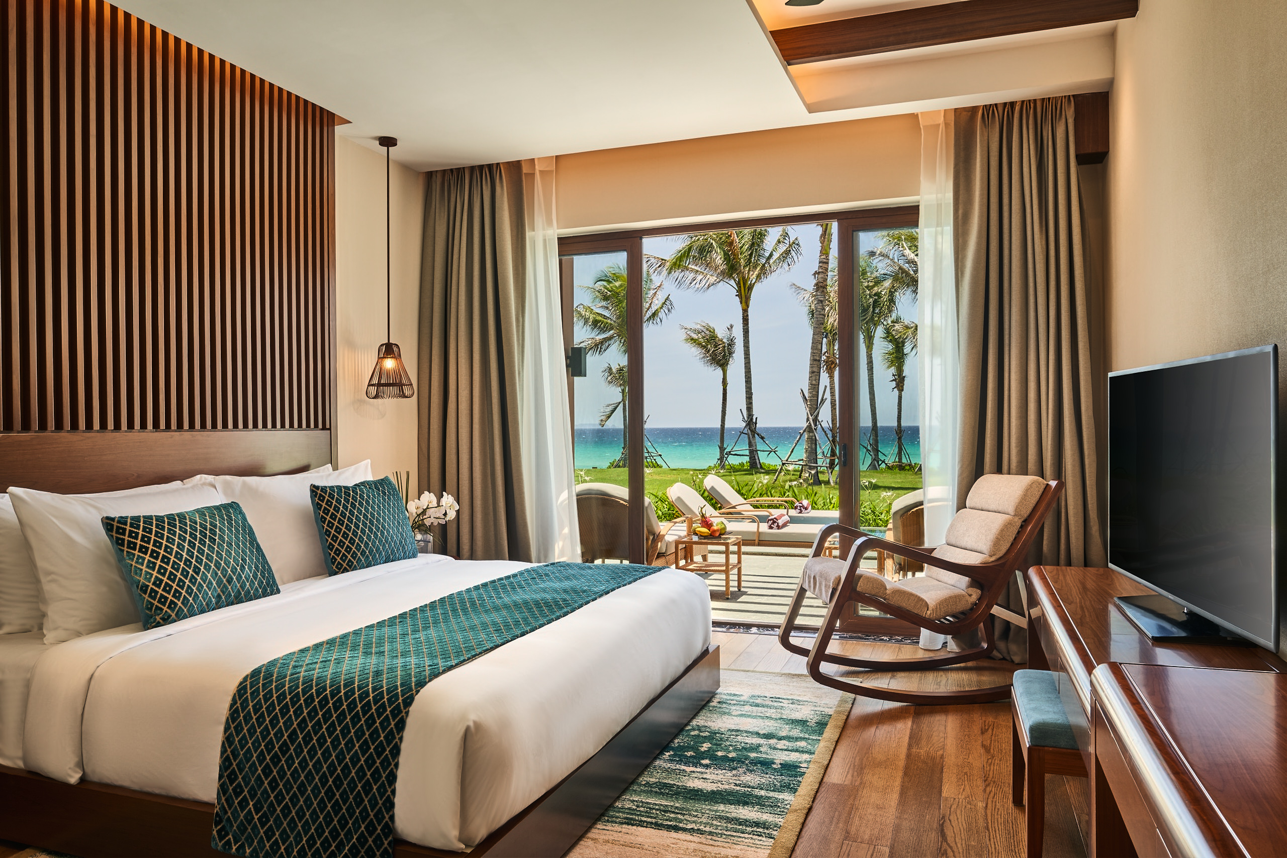 Master bedroom in villa with direct sea view at Mövenpick Resort Cam Ranh